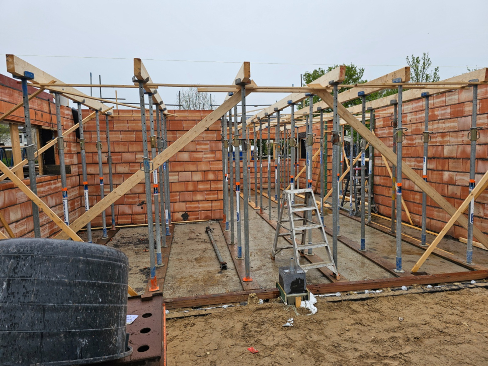 PHOTO 2025 12 18 16 32 51 1