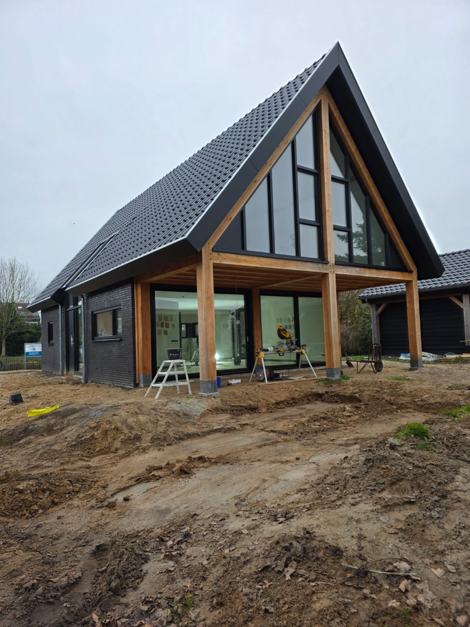 PHOTO 2025 12 18 16 32 52 1 1