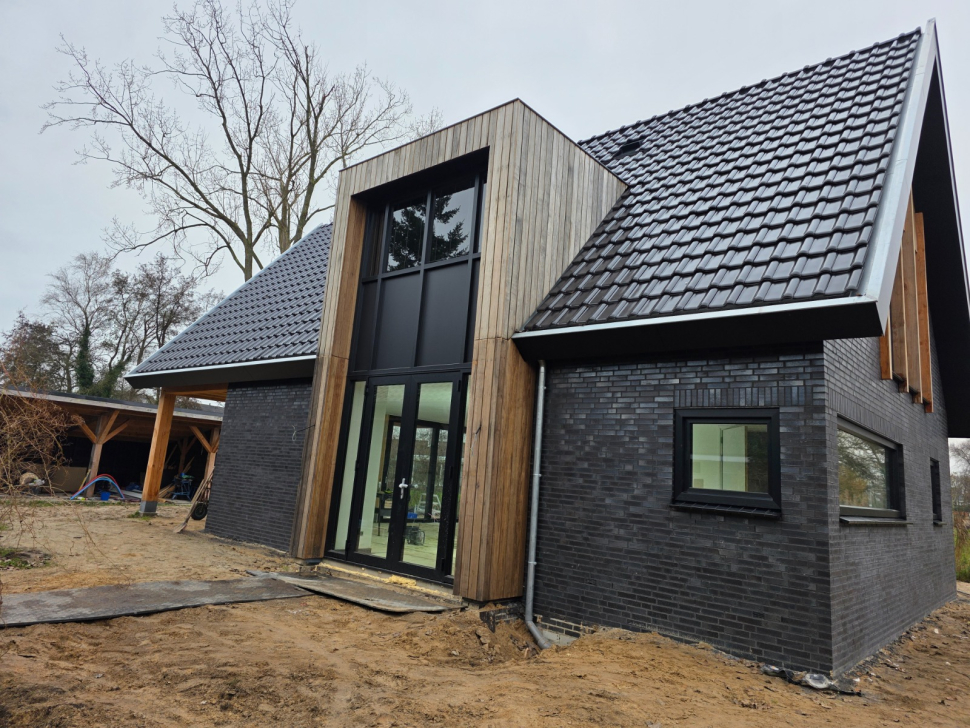 PHOTO 2025 12 18 16 32 52 1